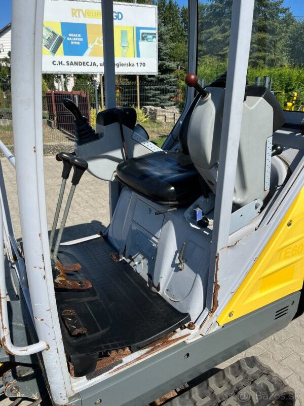 Mini pelle Wacker Neuson 1404 avec 3 godets – Image 12