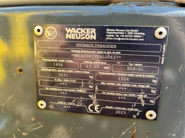 Mini pelle Wacker Neuson 1404 avec 3 godets – Image 17