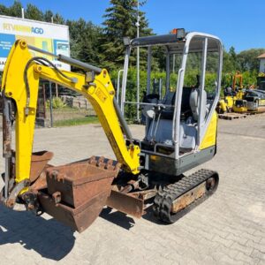 Mini pelle Wacker Neuson 1404 avec 3 godets