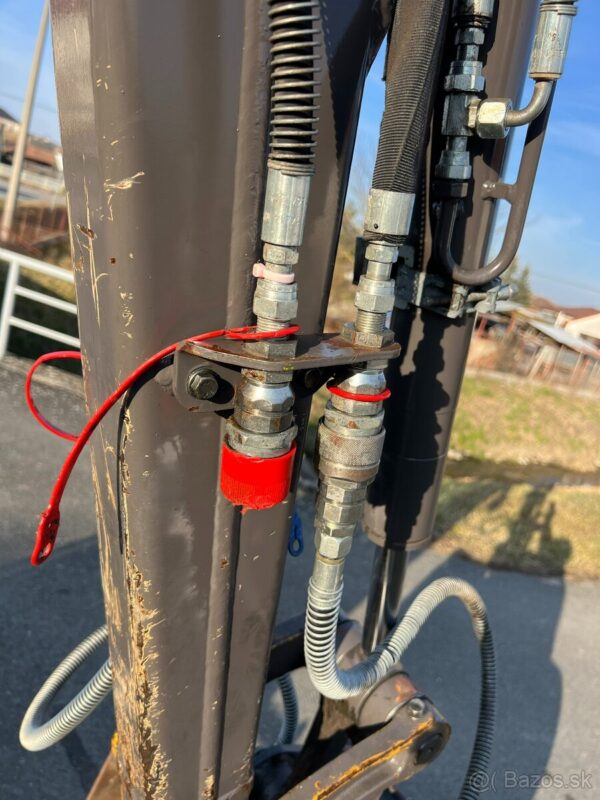 Mini pelle Volvo ECR25D + 3 godets – Image 13