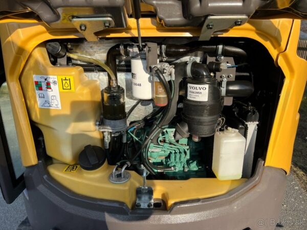 Mini pelle Volvo ECR25D + 3 godets – Image 20