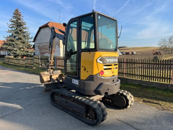 Mini pelle Volvo ECR25D + 3 godets – Image 3