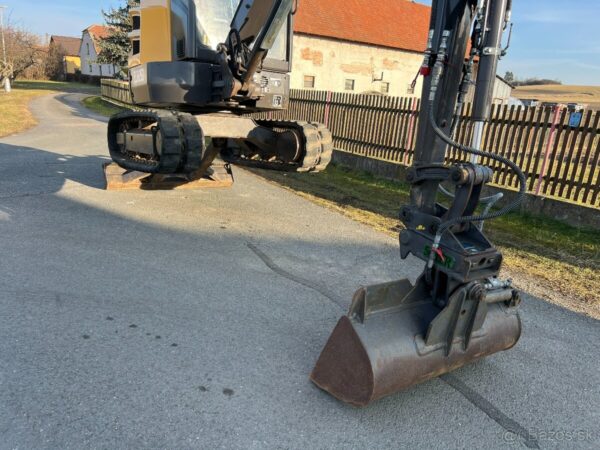 Mini pelle Volvo ECR25D + 3 godets – Image 9