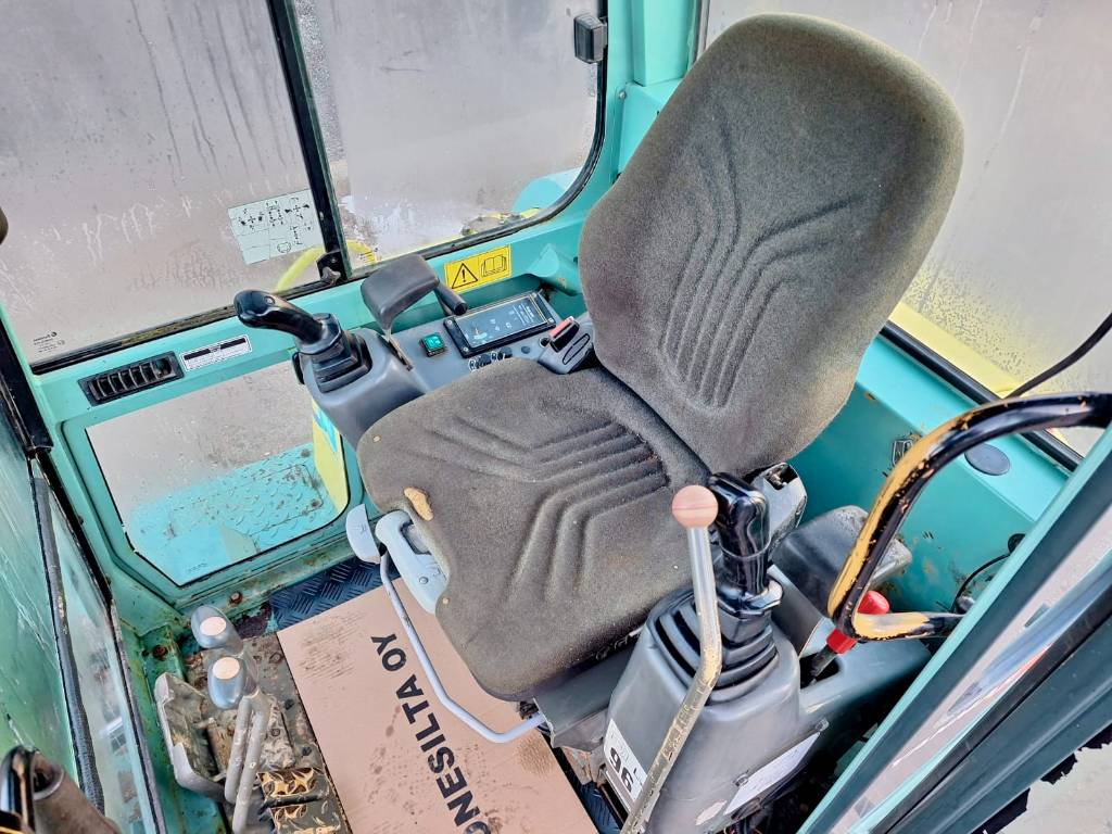 Mini pelle Yanmar B25V + 3 godets – Image 13