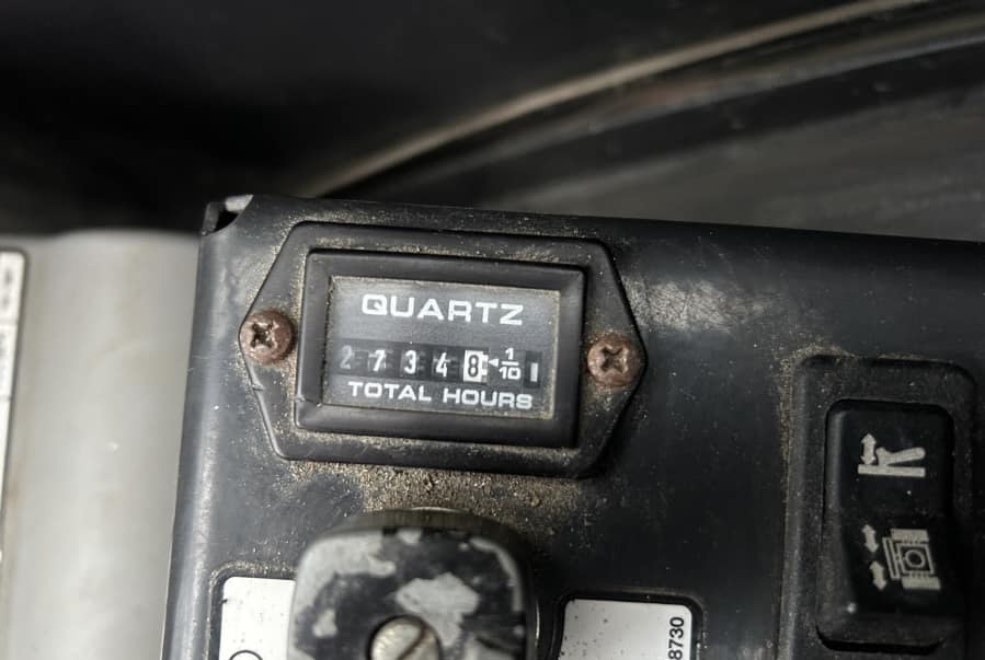 Mini pelle Bobcat E16 avec 4 godets – Image 3