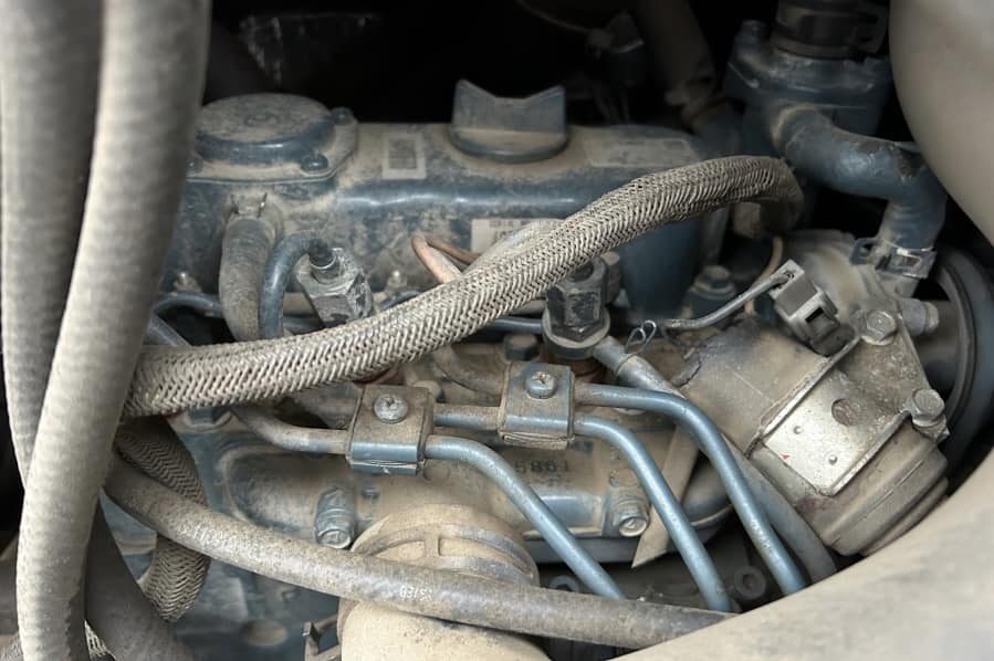 Mini pelle Bobcat E16 avec 4 godets – Image 4