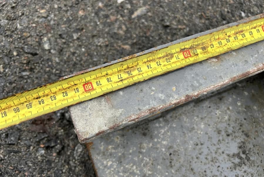 Mini pelle Bobcat E16 avec 4 godets – Image 20