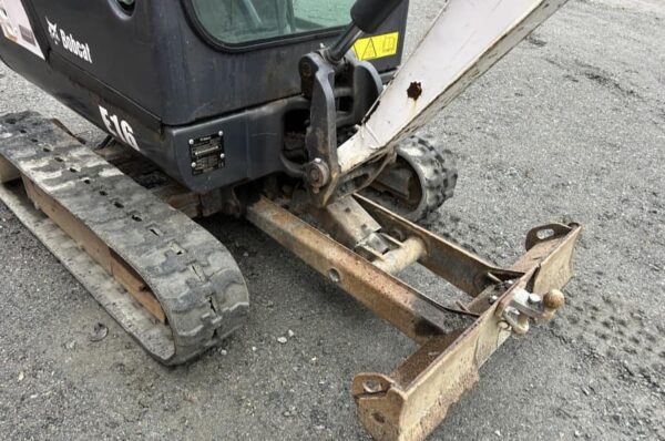 Mini pelle Bobcat E16 avec 3 godets – Image 31