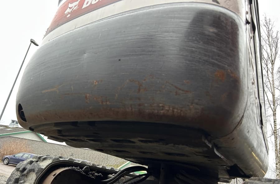 Mini pelle Bobcat E16 avec 4 godets – Image 44