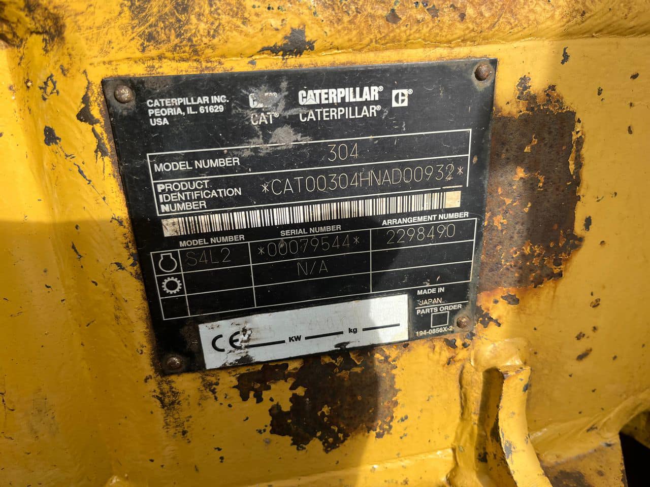 Mini pelle Caterpillar 304CR avec rotortilt et 3 godets – Image 32