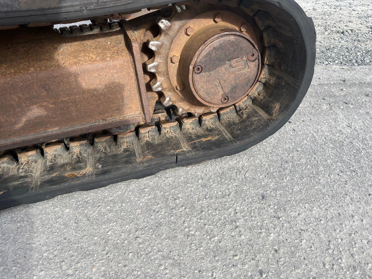 Mini pelle Caterpillar 304CR avec rotortilt et 3 godets – Image 34