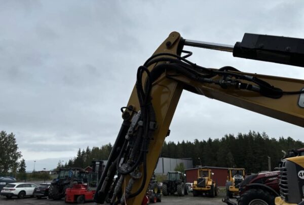 Mini pelle CAT 302CR avec engcon et remorque – Image 12