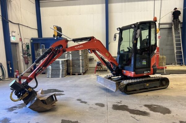 Mini pelle Kubota U27-4 avec Tiltrotator – Image 2