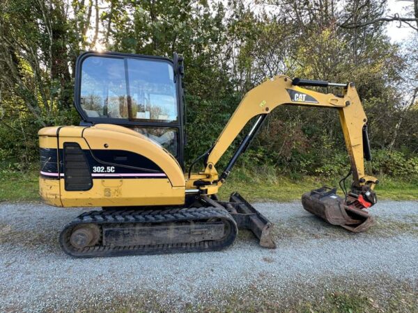 Mini-pelle Caterpillar 302.5C avec 3 godets – Image 24