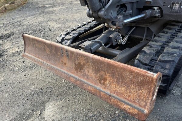 Mini pelle Volvo EC60E avec Tiltrotateur – Image 99