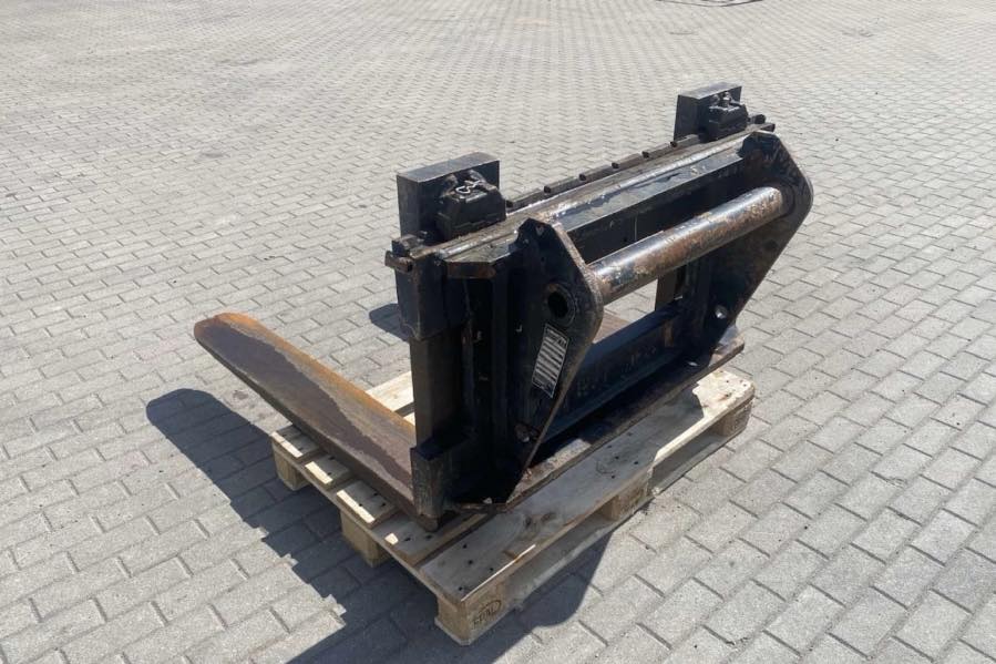 Manitou MLT 961 Fourches/ Godet/ Fouches à fumier – Image 13