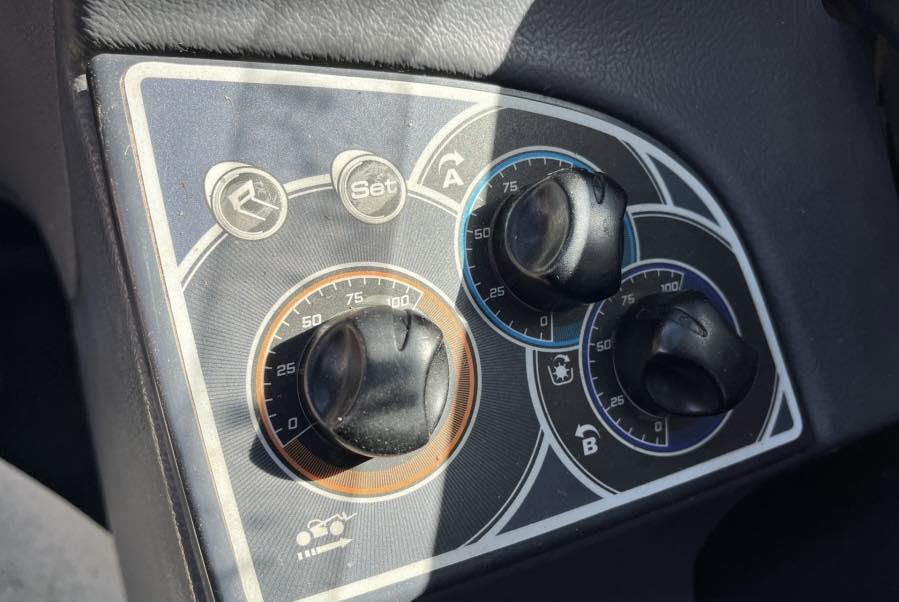 Manitou MLT 961 Fourches/ Godet/ Fouches à fumier – Image 17