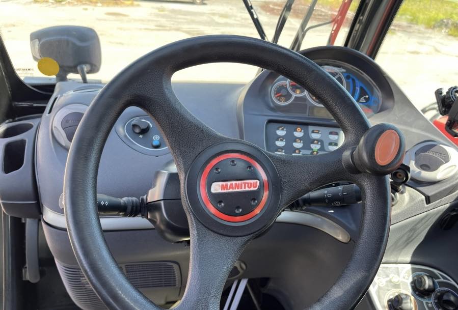 Manitou MLT 961 Fourches/ Godet/ Fouches à fumier – Image 18