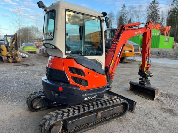 Mini pelle Kubota U25-3EU avec  Remorque – Image 12