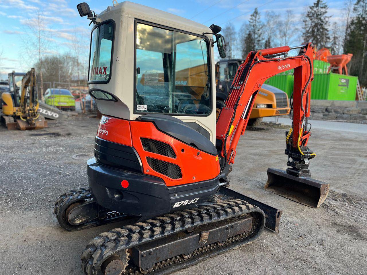 Mini pelle Kubota U25-3EU avec Remorque – Image 12