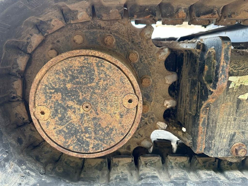 Mini pelle Caterpillar 305.5 E2 CR avec Accessoires – Image 9