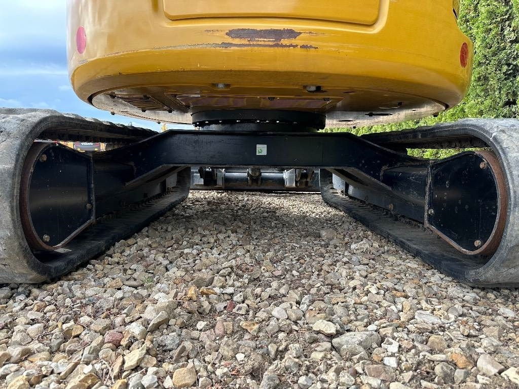 Mini pelle Caterpillar 305.5 E2 CR avec Accessoires – Image 15