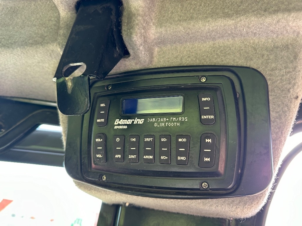 Mini pelle Caterpillar 305.5 E2 CR avec Accessoires – Image 16