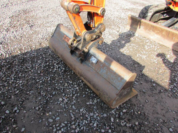 Mini pelle Kubota U 35-3 – Image 5