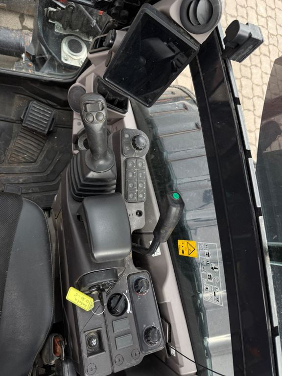 Mini pelle Kubota U50-5 – Image 8