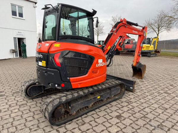 Mini pelle Kubota U50-5 – Image 9