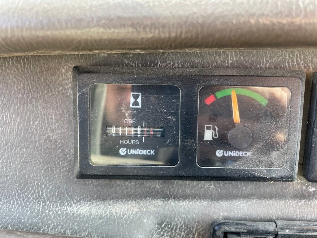 Manitou MVT-675 Fourches/ Godet/ Fouches à fumier – Image 3