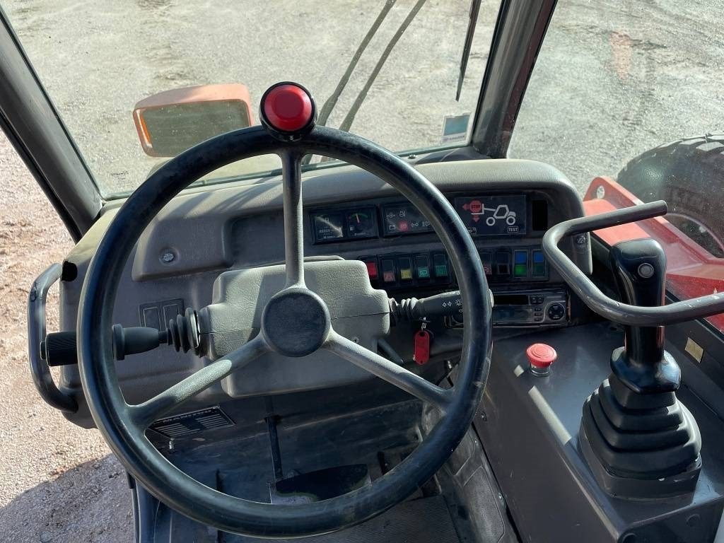 Manitou MVT-675 Fourches/ Godet/ Fouches à fumier – Image 8