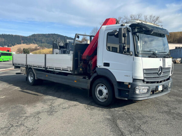 Camion Mercedes Atego 1527 + Grue HMF 1120-K5 – Image 4