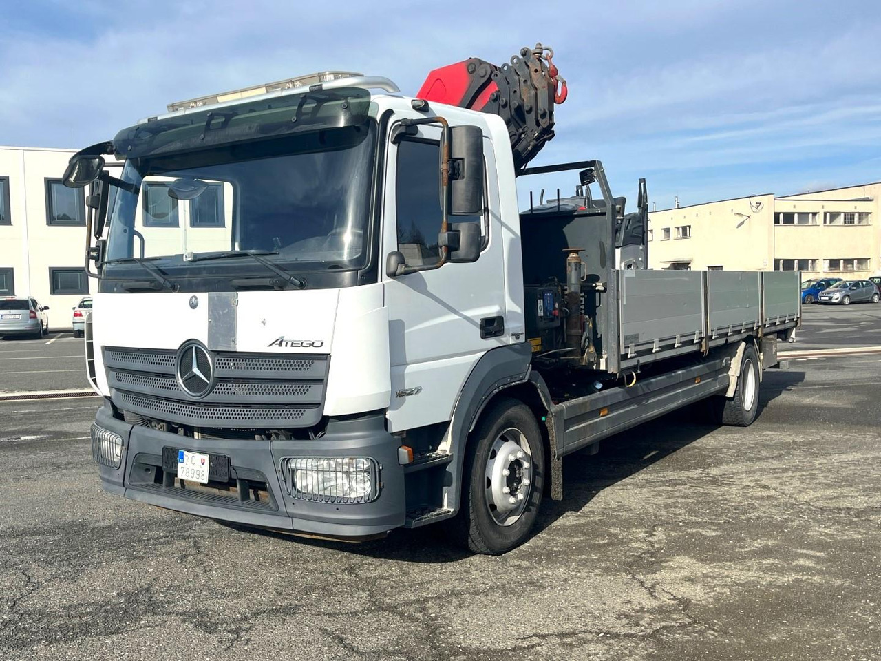 Camion Mercedes Atego 1527 + Grue HMF 1120-K5