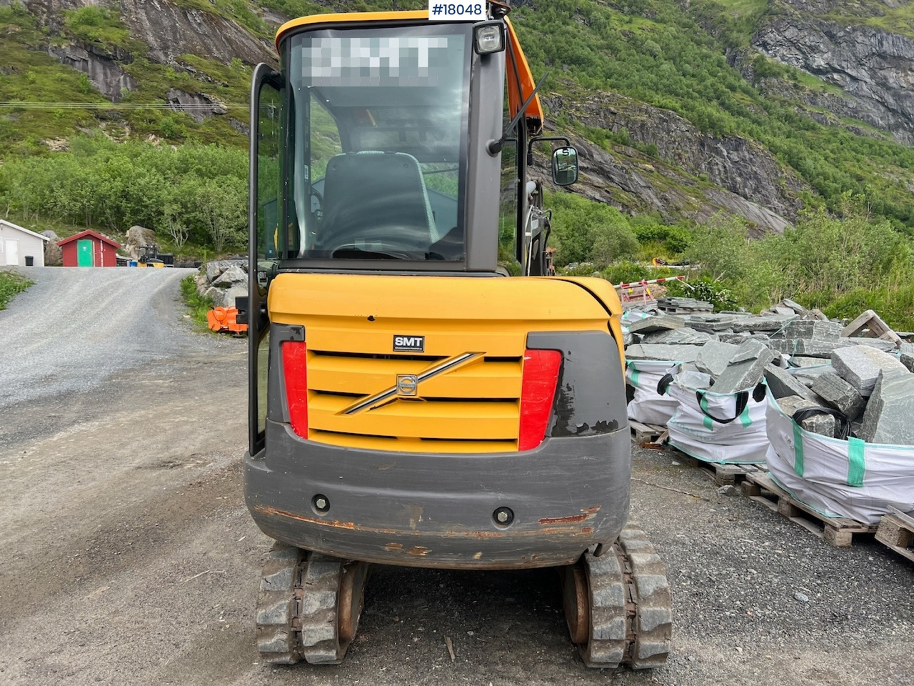 Mini pelle Volvo EC 27C avec 4 godets – Image 19