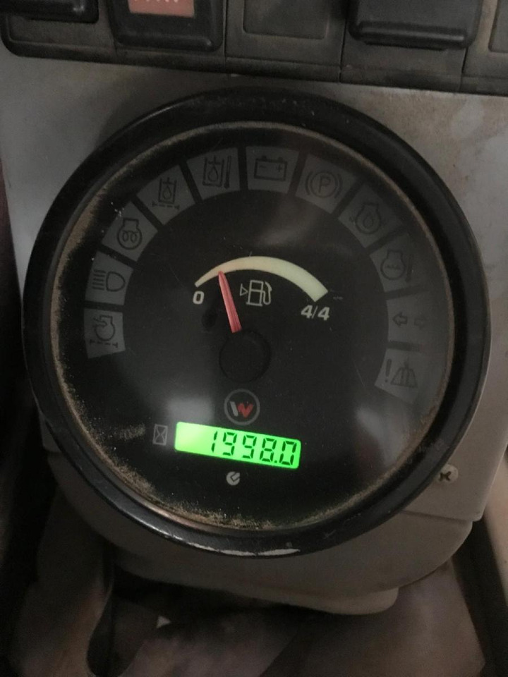 Mini-pelle Wacker Neuson 1404 avec 3 godets – Image 4