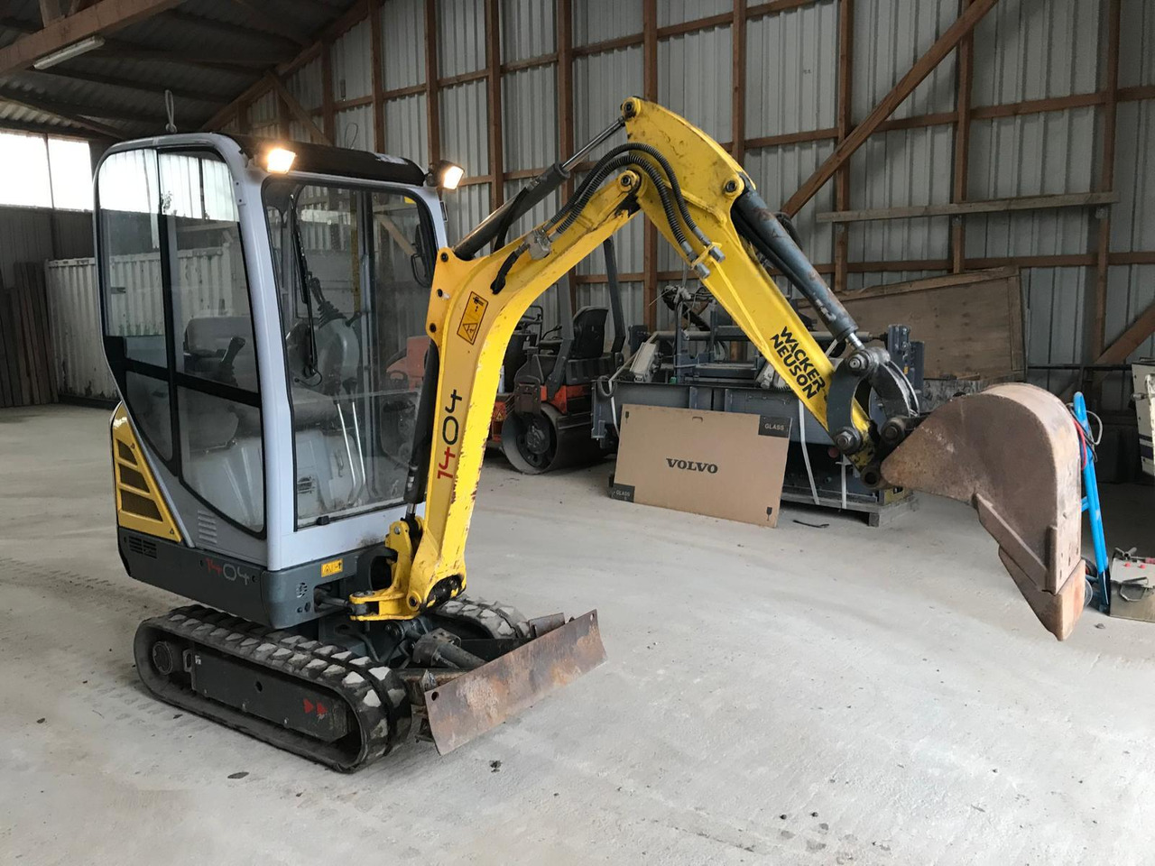 Mini-pelle Wacker Neuson 1404 avec 3 godets – Image 8