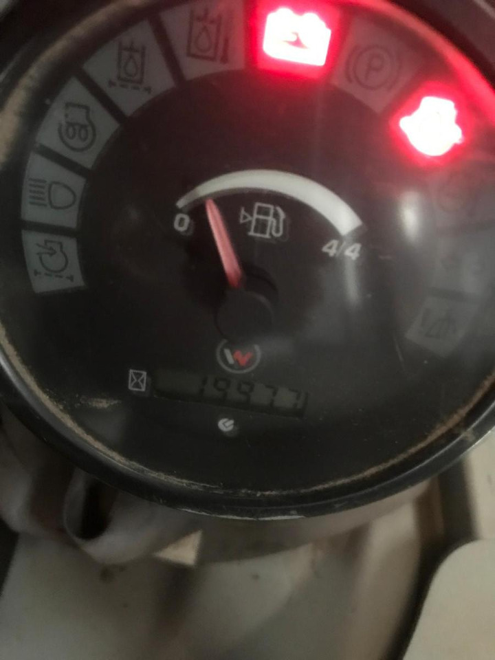 Mini-pelle Wacker Neuson 1404 avec 3 godets – Image 10