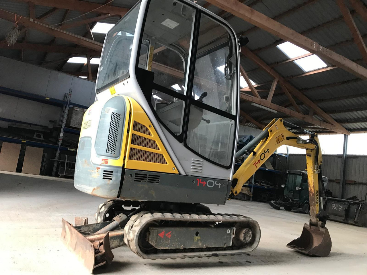 Mini-pelle Wacker Neuson 1404 avec 3 godets – Image 12