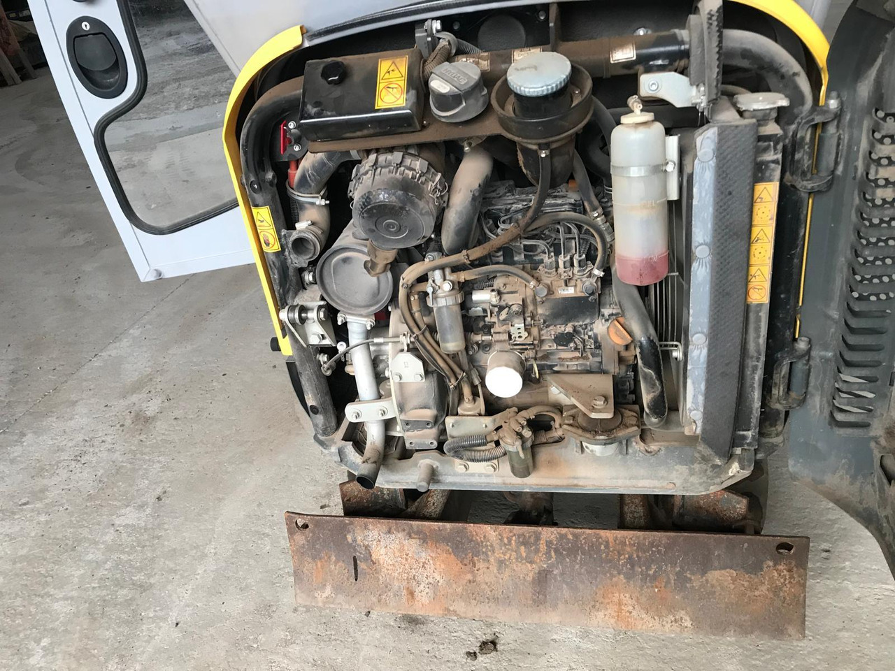 Mini-pelle Wacker Neuson 1404 avec 3 godets – Image 16