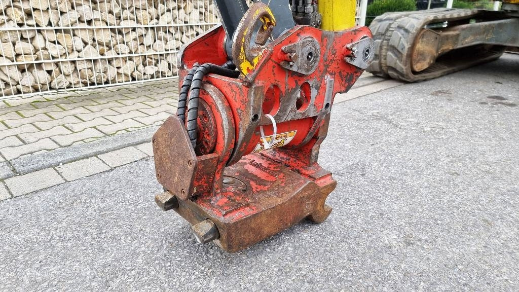 Mini pelle Wacker Neuson 6003 RD avec 3 godets – Image 5