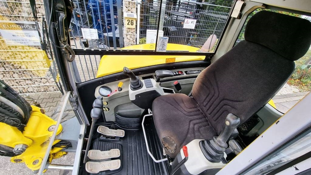 Mini pelle Wacker Neuson 6003 RD avec 3 godets – Image 6