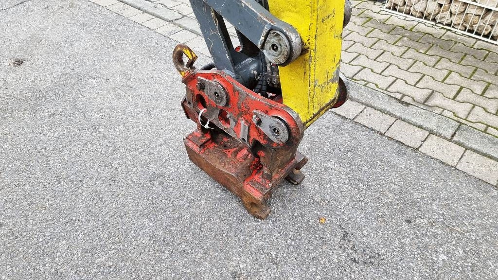 Mini pelle Wacker Neuson 6003 RD avec 3 godets – Image 7