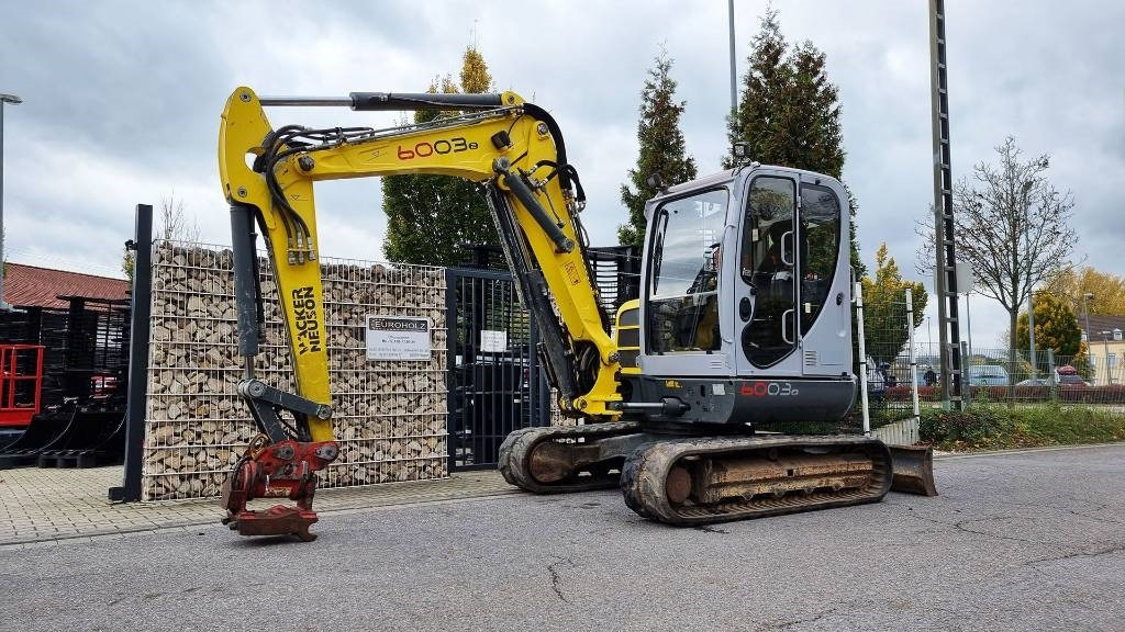 Mini pelle Wacker Neuson 6003 RD avec 3 godets