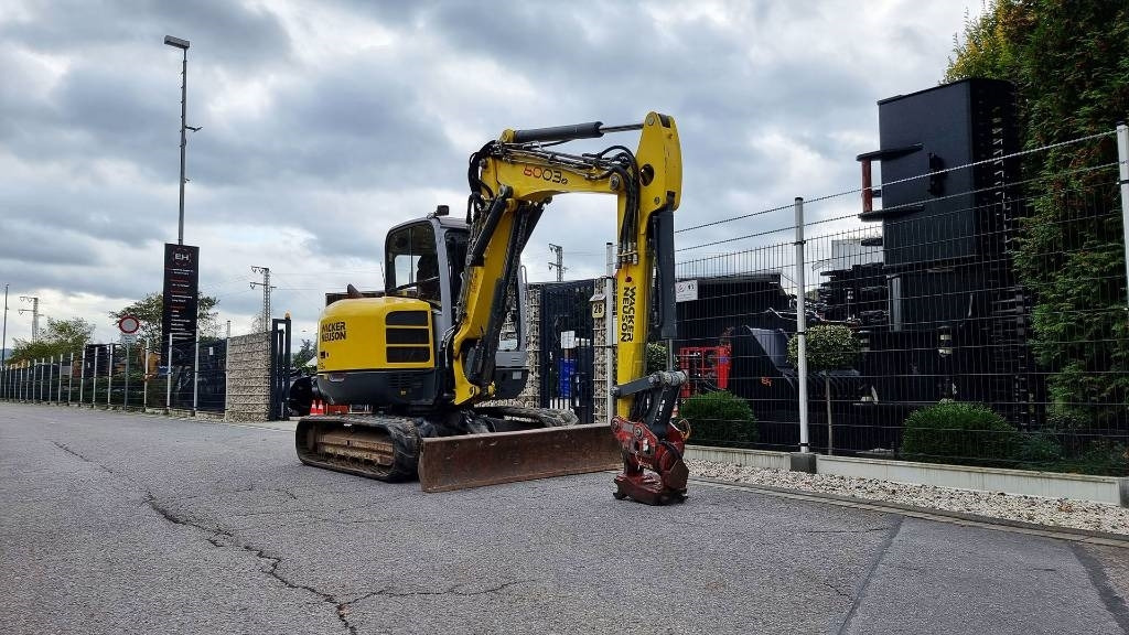 Mini pelle Wacker Neuson 6003 RD avec 3 godets – Image 15