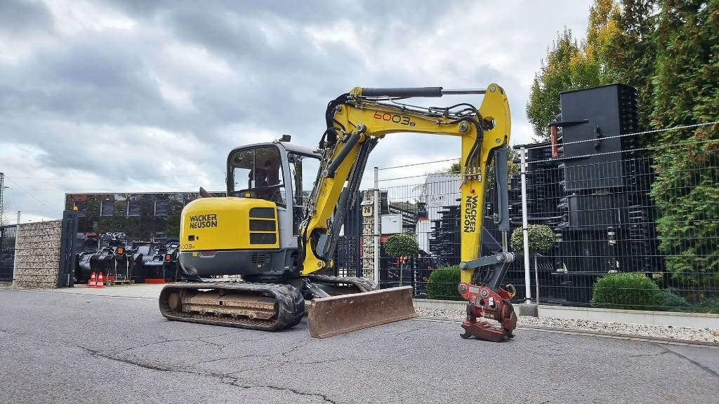 Mini pelle Wacker Neuson 6003 RD avec 3 godets – Image 20