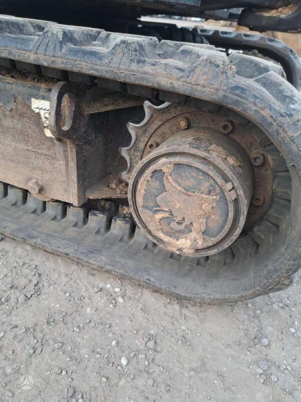 Mini pelle Bobcat E20 + 3 godets – Image 14