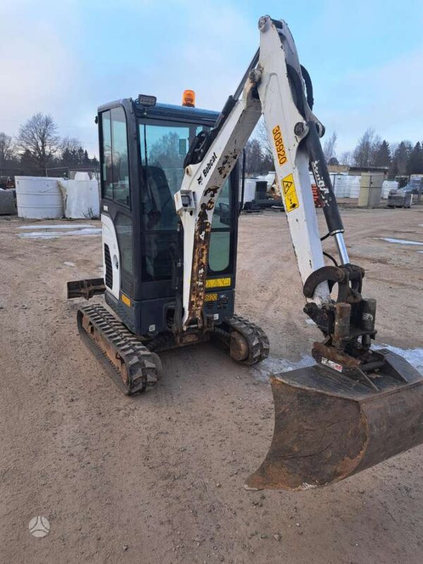 Mini pelle Bobcat E20 + 3 godets – Image 7