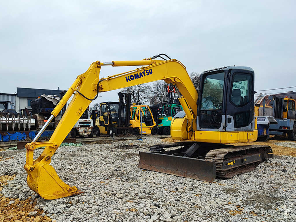 Mini pelle Komatsu PC 78 US-6 avec 3 godets – Image 2