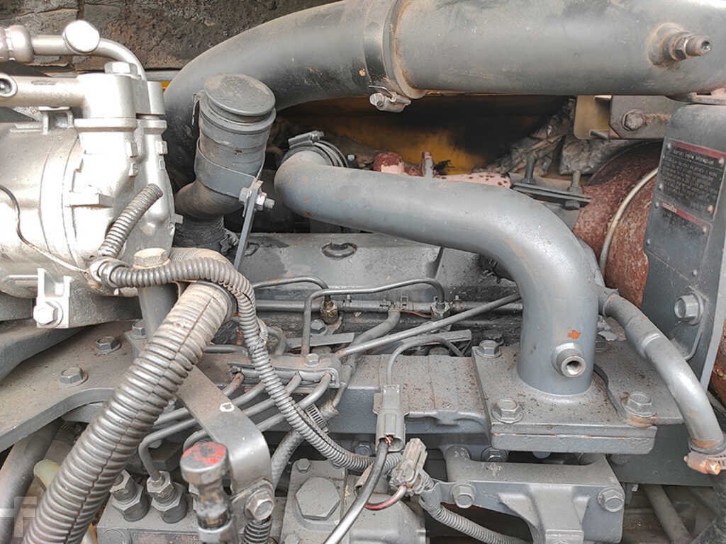 Mini pelle Komatsu PC 78 US-6 avec 3 godets – Image 18